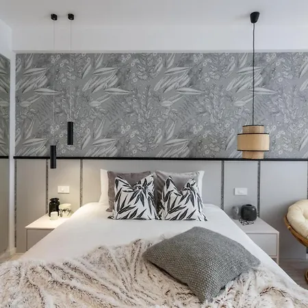 Apartament Atheneum Victoriei 1br Balcony And Selfcheckin